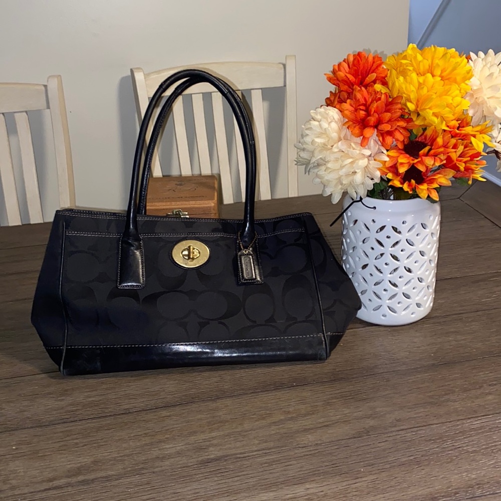 Coach rotating clasp tote bag